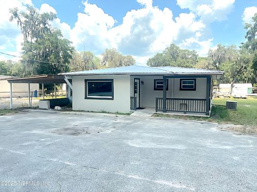 673 3rd Ave, Welaka, FL, 32193-3401 | Card Image