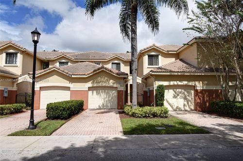 3873 Tree Top Dr, Weston, FL, 33332-2147 | Card Image