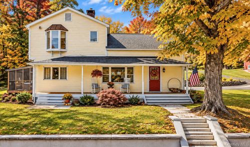 37 S Plank Rd, Westtown, NY, 10998-2718 | Card Image