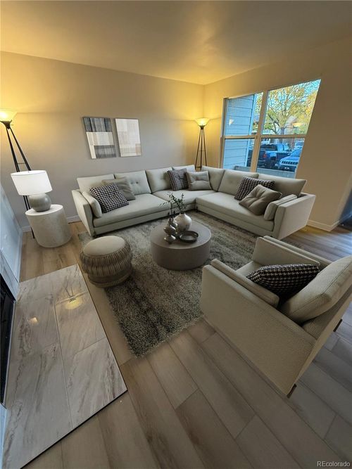 apt-53-11632 Community Center Dr, Northglenn, CO, 80233-1045 | Card Image