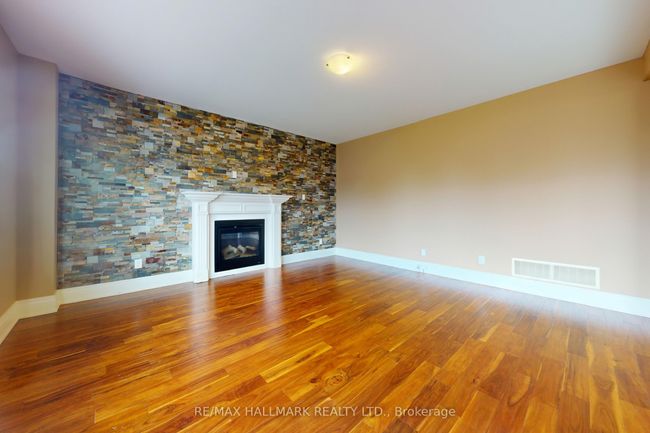 61 Mcisaac Dr, House other with 5 bedrooms, 3 bathrooms and 2 parking in Springwater ON | Image 5