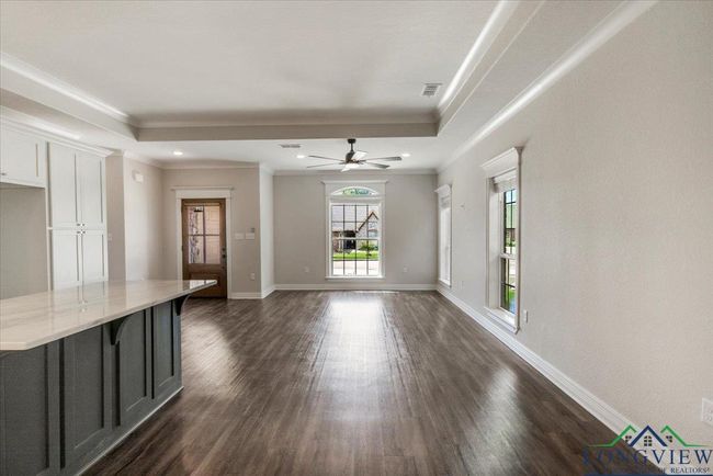 1210 Cobblestone Ct, House other with 3 bedrooms, 2 bathrooms and null parking in Carthage TX | Image 7
