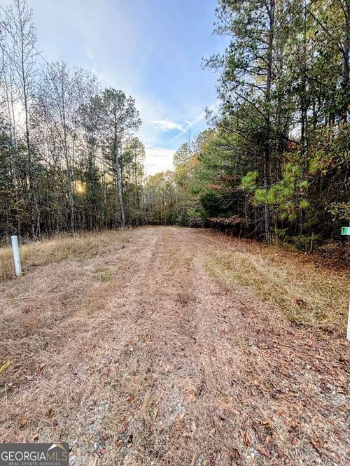 1511 N Rainbow Dr, Elberton, GA, 30635-3968 | Card Image