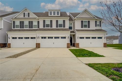 unit-4-850 Dipper Ln, Aurora, OH, 44202-8738 | Card Image