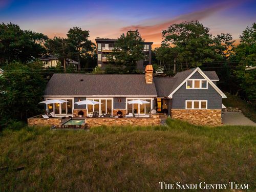 1796 Beach Street, Muskegon, MI, 49441 | Card Image