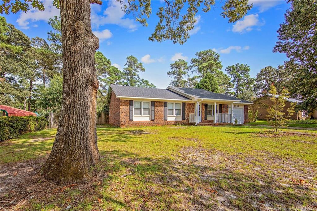 Patrick Dr, Fayetteville, NC 28314