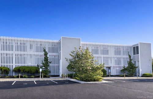 26-274 Dune Rd, Southampton, NY, 11968-4717 | Card Image