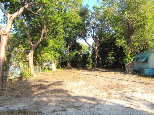 50 Tina Pl, Key Largo, FL, 33037-4532 | Card Image
