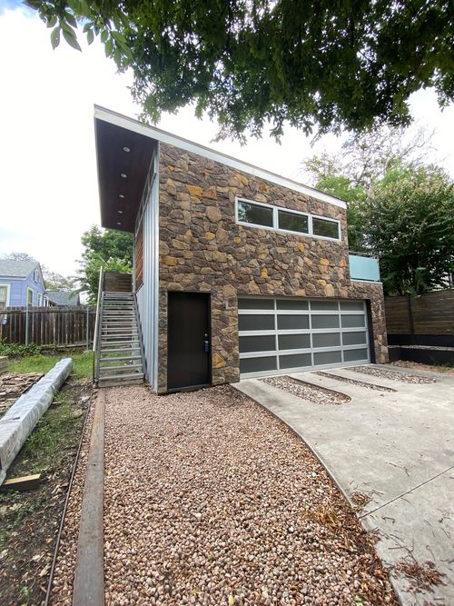 b-1605 Newfield Ln, Austin, TX, 78703-3318 | Card Image