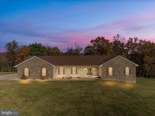 1286 Three Run Rd, Bunker Hill, WV, 25413-2708 | Card Image