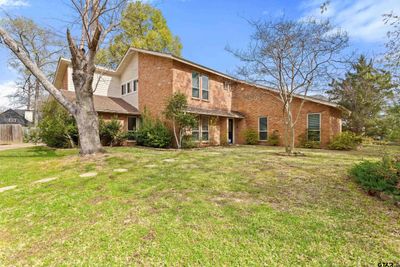 1219 Heather Ln, House other with 3 bedrooms, 2 bathrooms and null parking in Longview TX | Image 2