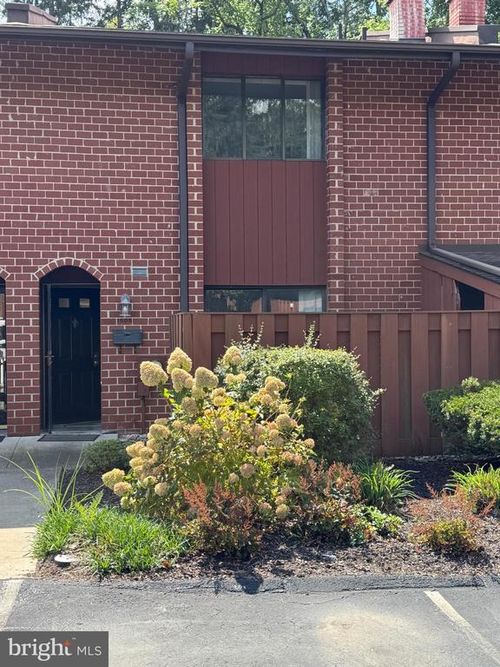 1605 Worthington Dr, EXTON, PA, 19341-1656 | Card Image