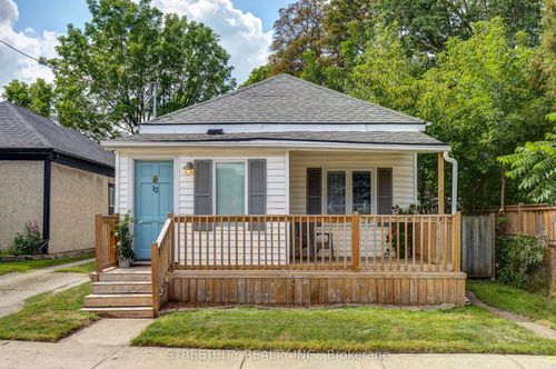 12 Cavendish Cres, London, ON, N6H1A2 | Card Image