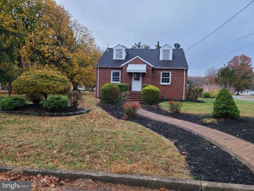 9 Sunset Ave, PENNSVILLE, NJ, 08070-1136 | Card Image