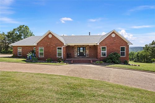3268 Crow Mountain Rd, Russellville, AR, 72802-7846 | Card Image