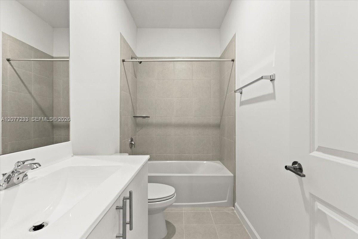Residential Lease in Miami 4