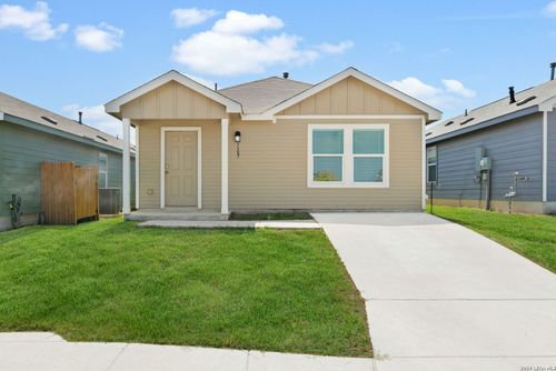 7307 Donkey Vly, San Antonio, TX, 78252-4543 | Card Image
