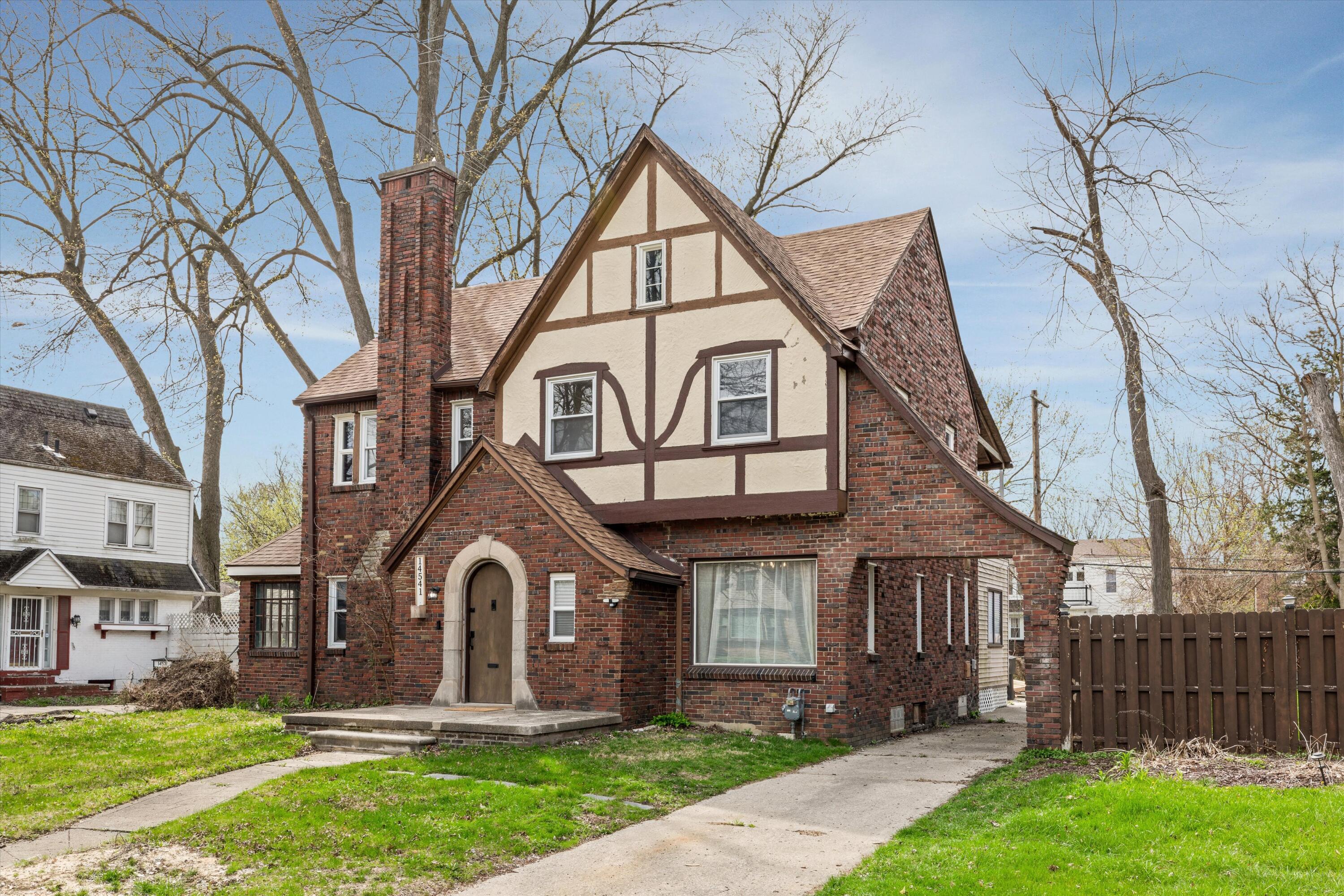 Residential in Detroit 2