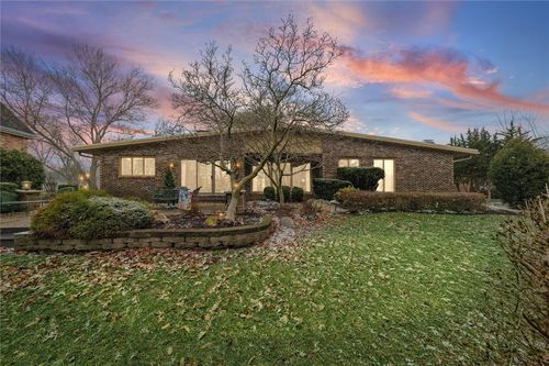 14 Lincolnshire Ave, Danville, IL, 61832-1609 | Card Image