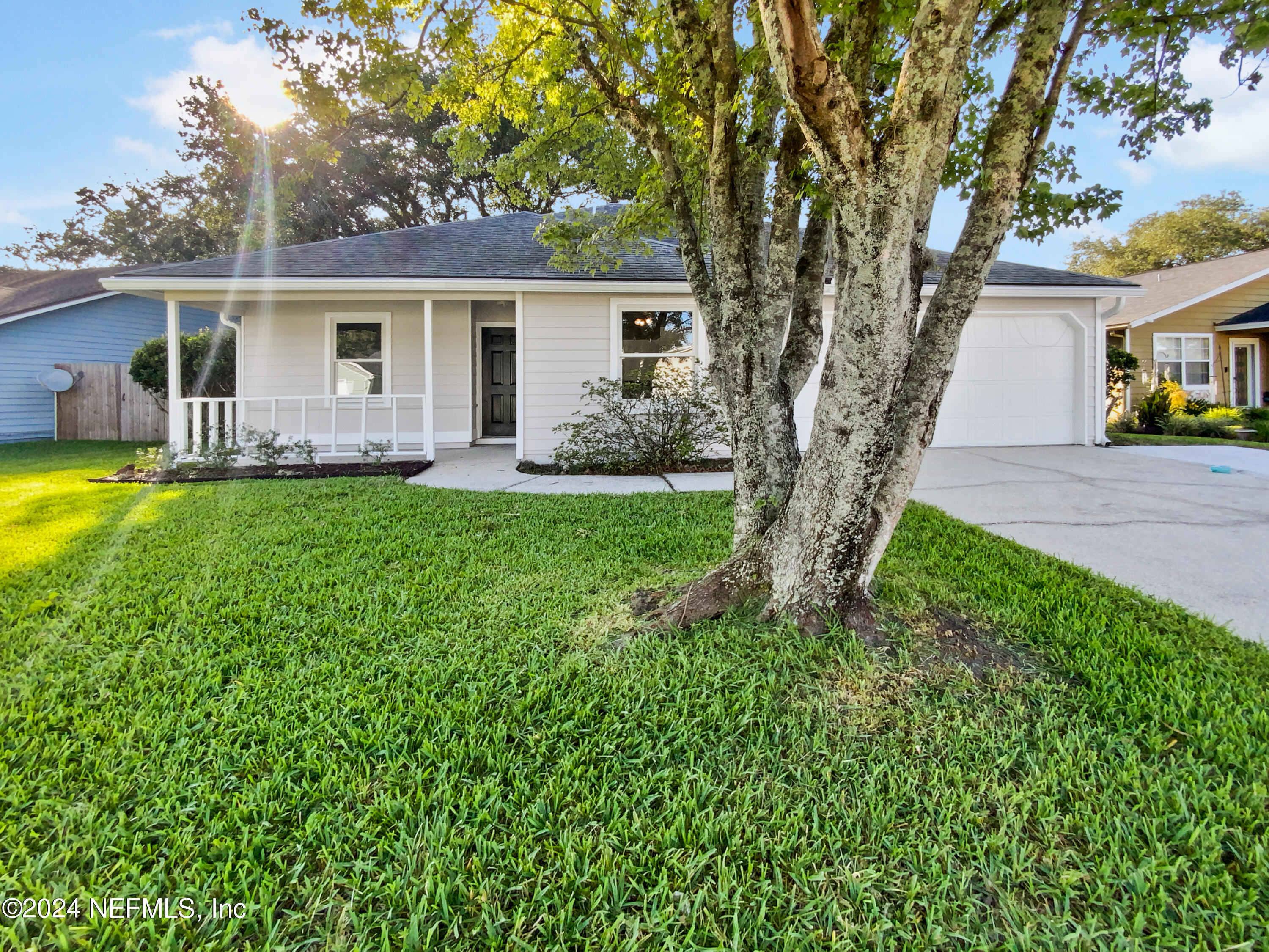 Pepper Cir, Jacksonville, FL 32244