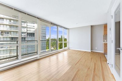 901 - 9981 Whalley Blvd, Condo with 1 bedrooms, 1 bathrooms and 1 parking in Surrey BC | Image 3