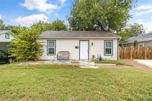1612 Andrew Ave, Fort Worth, TX, 76105-2903 | Card Image