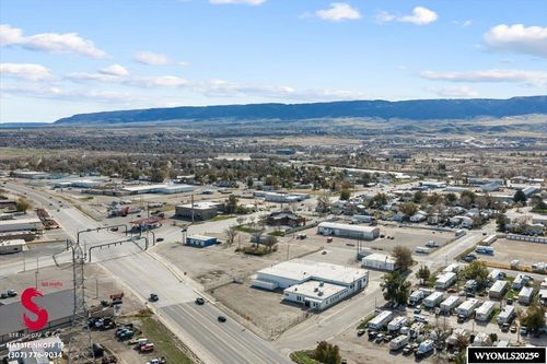 4101 W Yellowstone Hwy, Mills, WY, 82604-2605 | Card Image