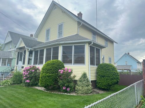 15 Bristol St, Ludlow, MA, 01056-3502 | Card Image