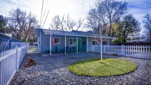 20577 Sunset Ln, Redding, CA, 96002-9675 | Card Image
