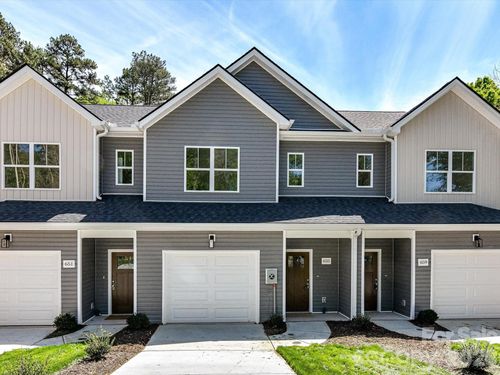 655 Stillgreen Ln, Charlotte, NC, 28214-1353 | Card Image
