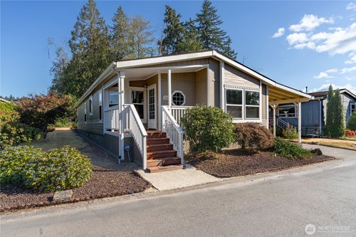 535 Ne Saturn Ln, Bremerton, WA, 98311-7942 | Card Image