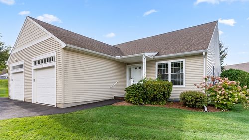97-97 Hillside Village Dr, West Boylston, MA, 01583-2456 | Card Image