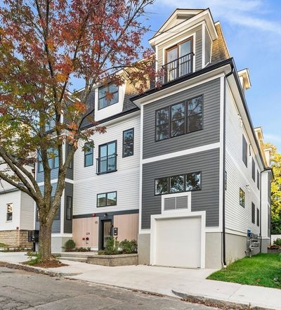 B - 115-B Thurston St, Condo with 2 bedrooms, 1 bathrooms and null parking in Somerville MA | Image 2