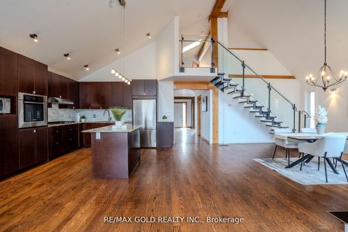 3397 Cawthra Rd, Mississauga, ON, L5A2X8 | Card Image
