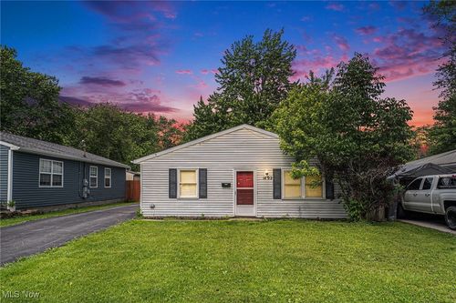 1492 Ansonia Ave, Madison, OH, 44057-1318 | Card Image