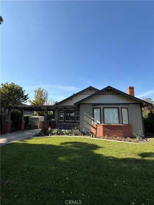 323 E H St, Ontario, CA, 91764-3231 | Card Image