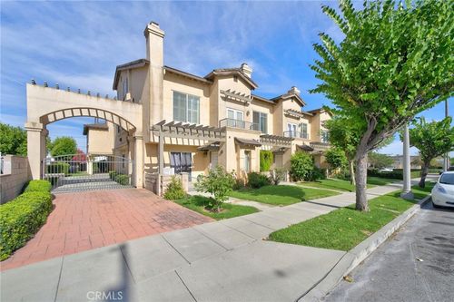 330 S Pine St, San Gabriel, CA, 91776-1824 | Card Image