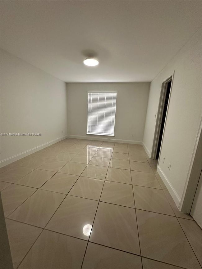 APT-513 - 915 Riverside Dr, Condo with 2 bedrooms, 2 bathrooms and null parking in Coral Springs FL | Image 10