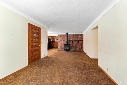 11044 Secor Rd, Temperance, MI, 48182-9607 | Card Image