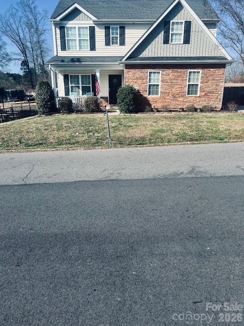 19449 Smith Cir, Cornelius, NC, 28031-9728 | Card Image