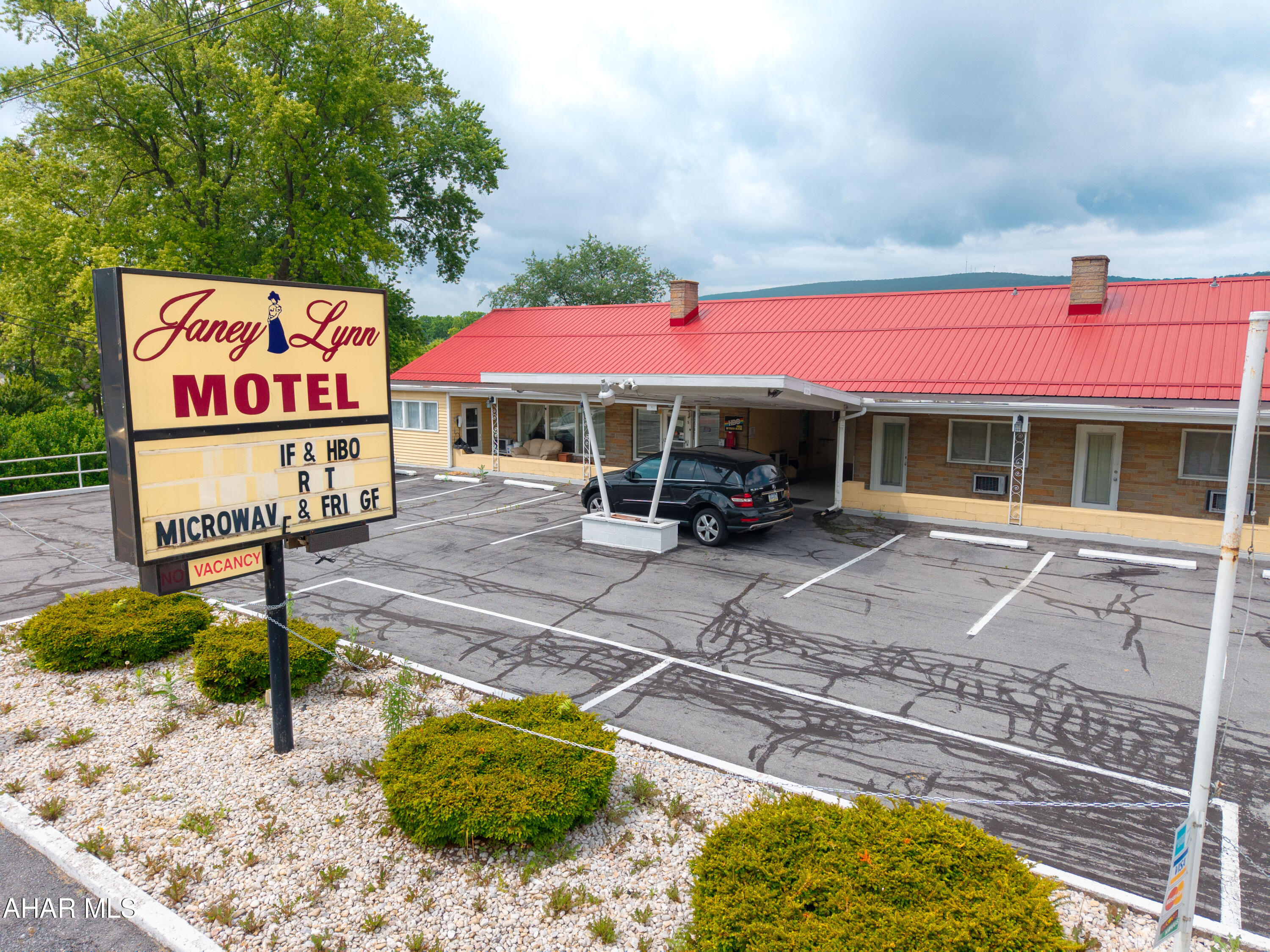 3567 Business 220, Bedford, PA 15522