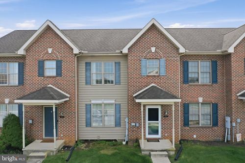 1920 Powell Dr, CHAMBERSBURG, PA, 17201-4244 | Card Image