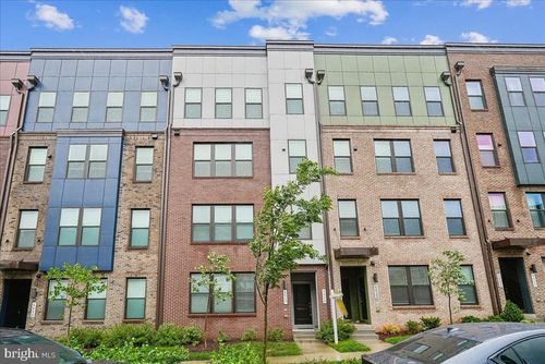 4619 Olivine Dr, CHANTILLY, VA, 20151-4287 | Card Image