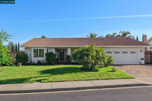 4151 Storey Ln, Concord, CA, 94518-1822 | Card Image