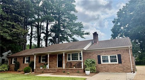 6227 Wailes Ave, Norfolk, VA, 23502-2842 | Card Image