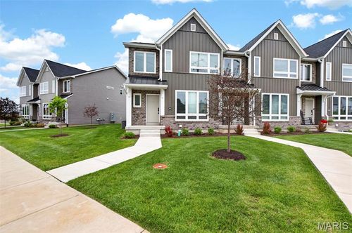 2810 Mcclay Rd, Saint Charles, MO, 63303-5409 | Card Image