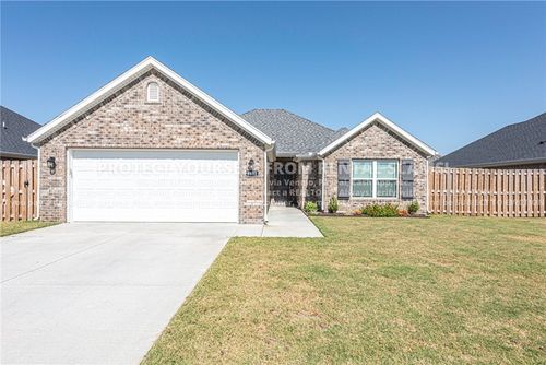 4812 W Monaco Bnd, Fayetteville, AR, 72704-7746 | Card Image