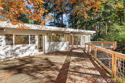 12117 Se 26th St, Bellevue, WA, 98005-4118 | Card Image