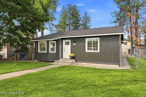 307 E 10th Ave, Post Falls, ID, 83854-7609 | Card Image