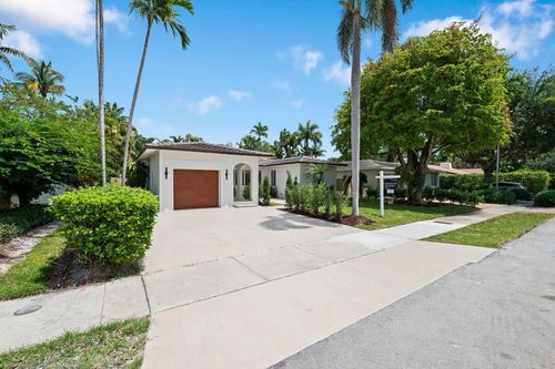 616 Ne 16th Ter, Fort Lauderdale, FL, 33304-2939 | Card Image